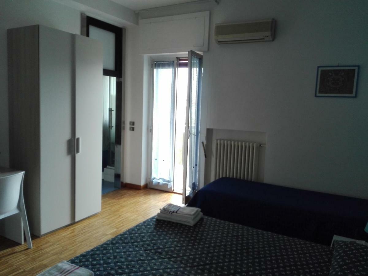 B&B Dos Almas Bari Exterior foto